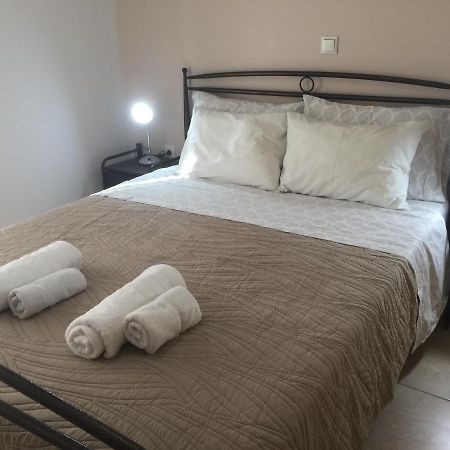 Open Concept 1 Bedroom Apartment Нафплион Экстерьер фото